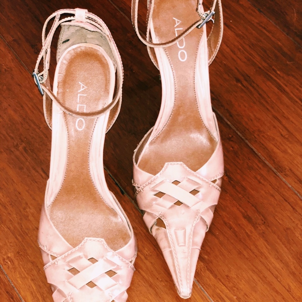 Mauve ALDO Washed Leather Pointed toe heel